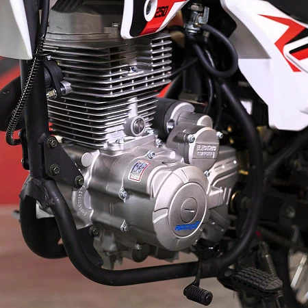 Мотоцикл эндуро ROCKOT ZR250 (белый/красный, 21/18, ЭПТС)