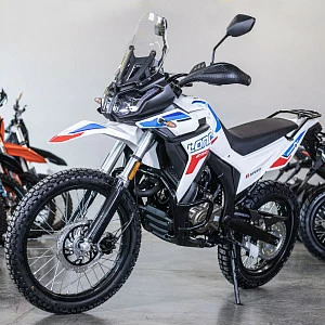 Мотоцикл Loncin DS250 Rally (белый)